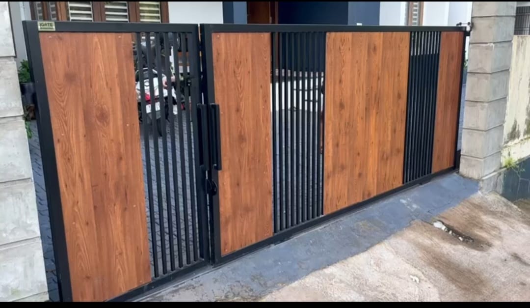 Boxy Gate 2