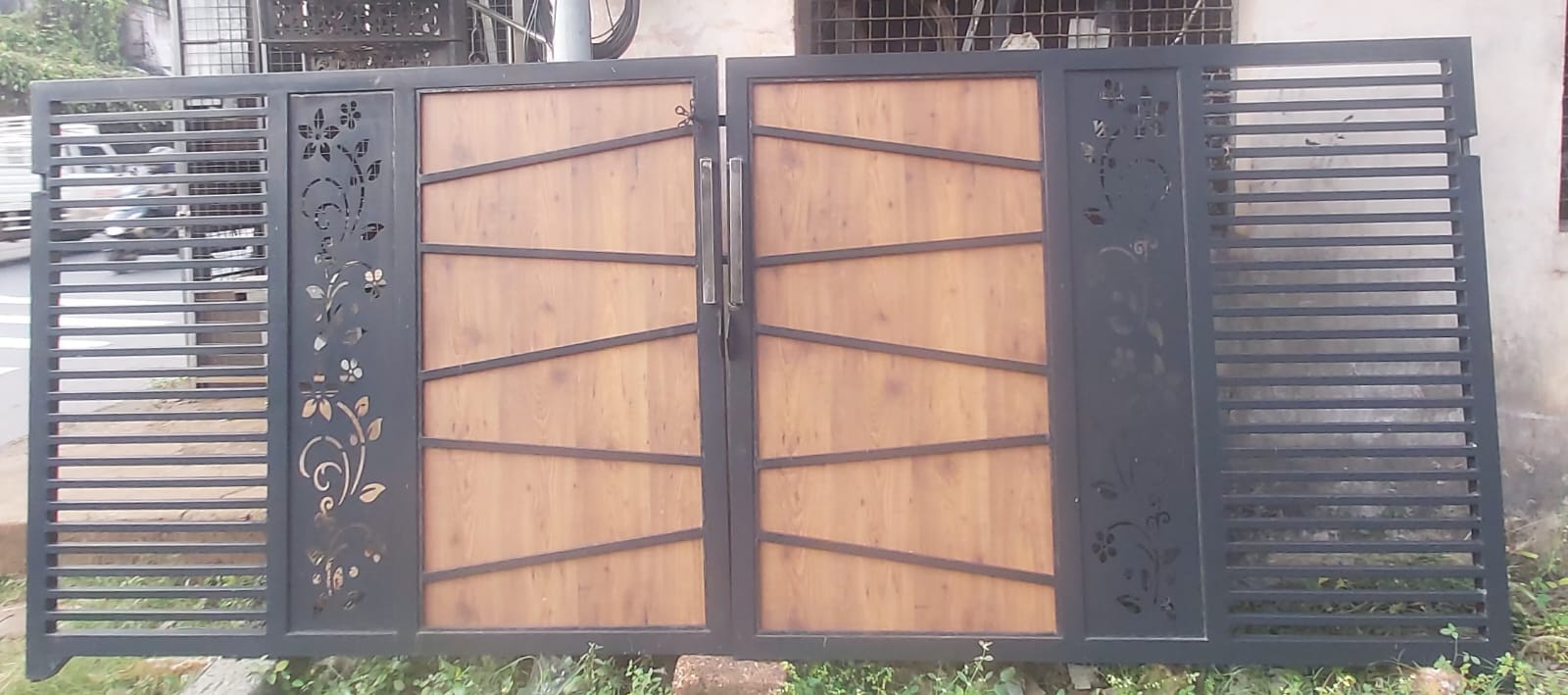 Boxy Gate 4